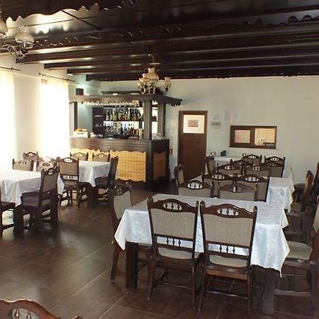 Pensiune Restaurant La Pogace Сэпынца Экстерьер фото