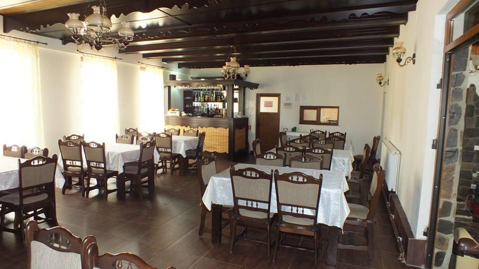 Pensiune Restaurant La Pogace Сэпынца Экстерьер фото